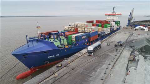 The ElbBlue container ship