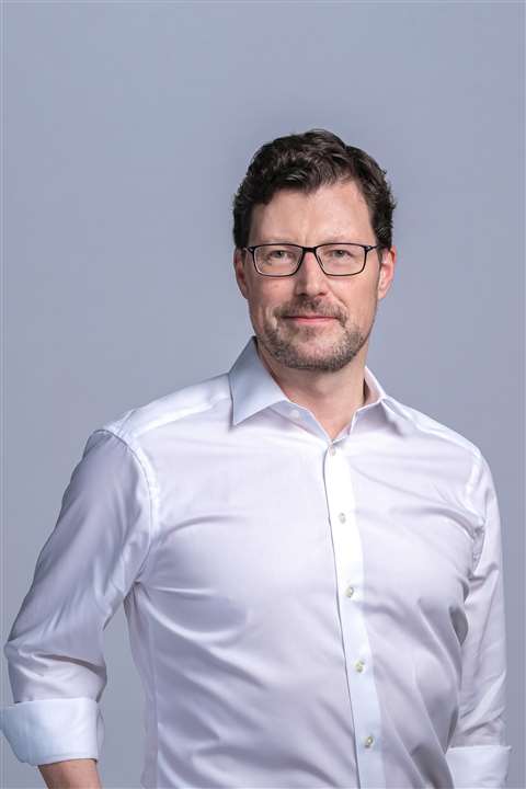 Dr. Holger Scherr